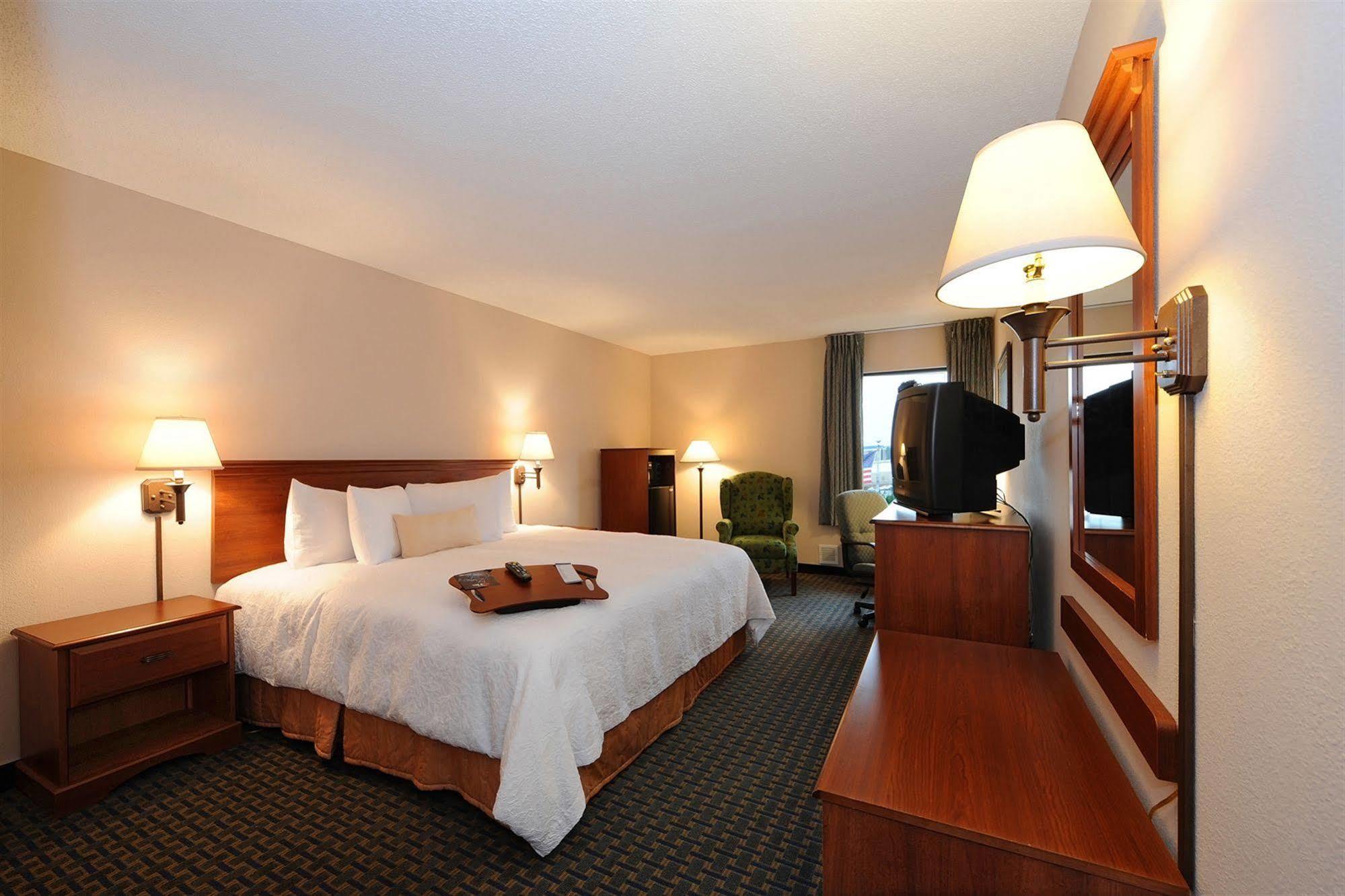 Hampton Inn Hotel Atlanta-Southlake Мороу Екстериор снимка
