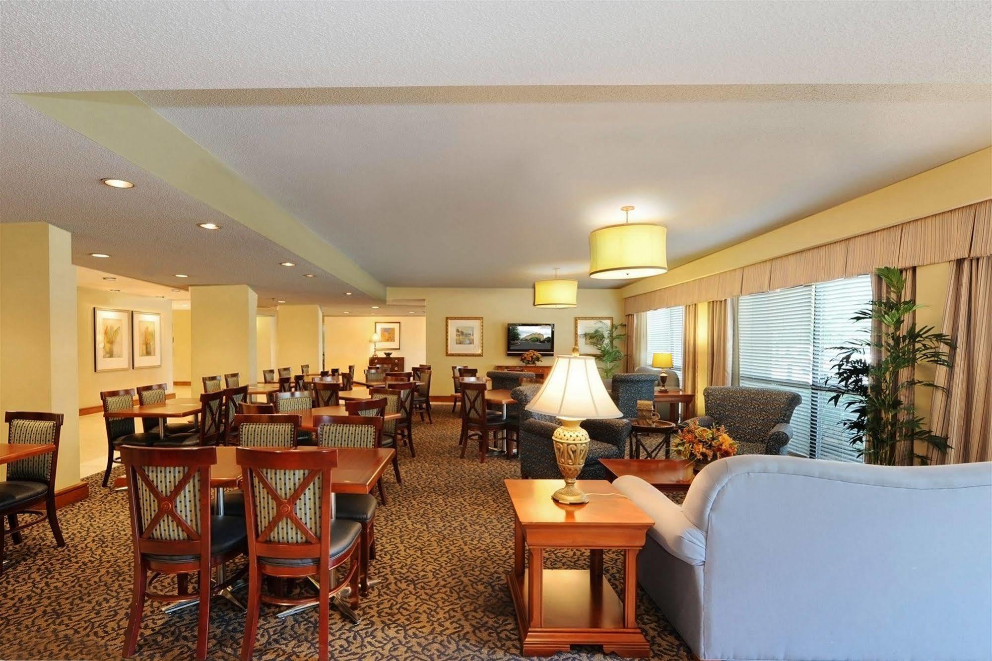 Hampton Inn Hotel Atlanta-Southlake Мороу Ресторант снимка